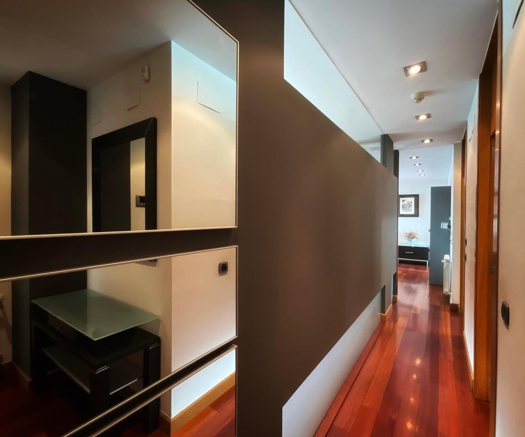 Apartamento El Atico De La Playa Parking Gratis Gijón Exterior foto