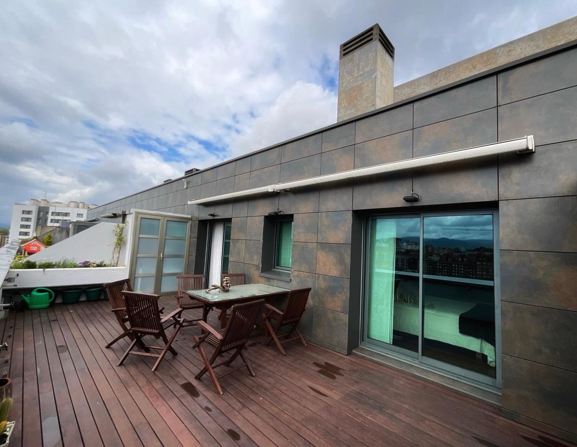 Apartamento El Atico De La Playa Parking Gratis Gijón Exterior foto
