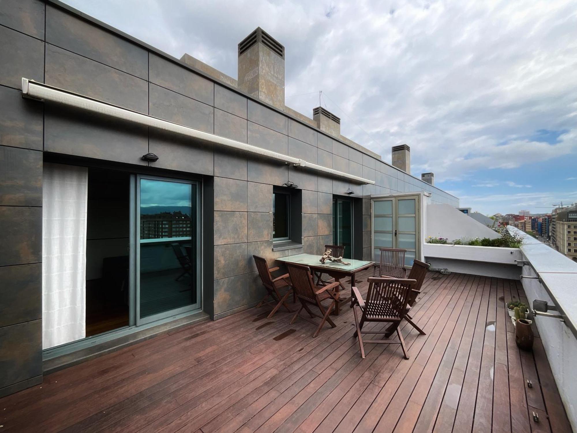 Apartamento El Atico De La Playa Parking Gratis Gijón Exterior foto